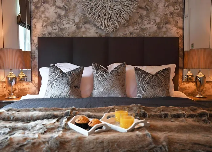Gleneagles Luxury Apartment